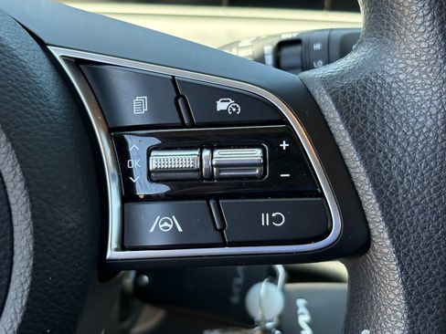 Certified 2026 Kia Seltos LX FWD image 21