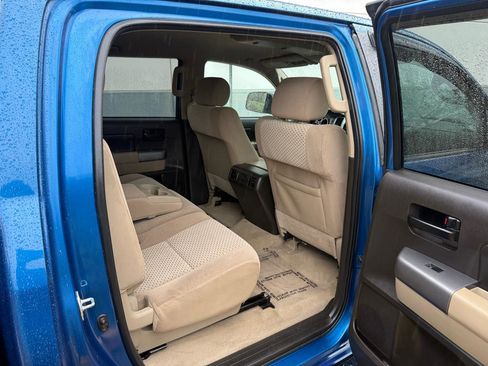 Used 2010 Toyota Tundra 4x4 CrewMax image 24