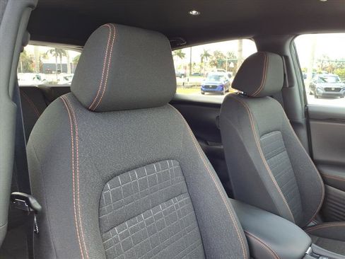 Used 2025 Honda HR-V Sport image 8