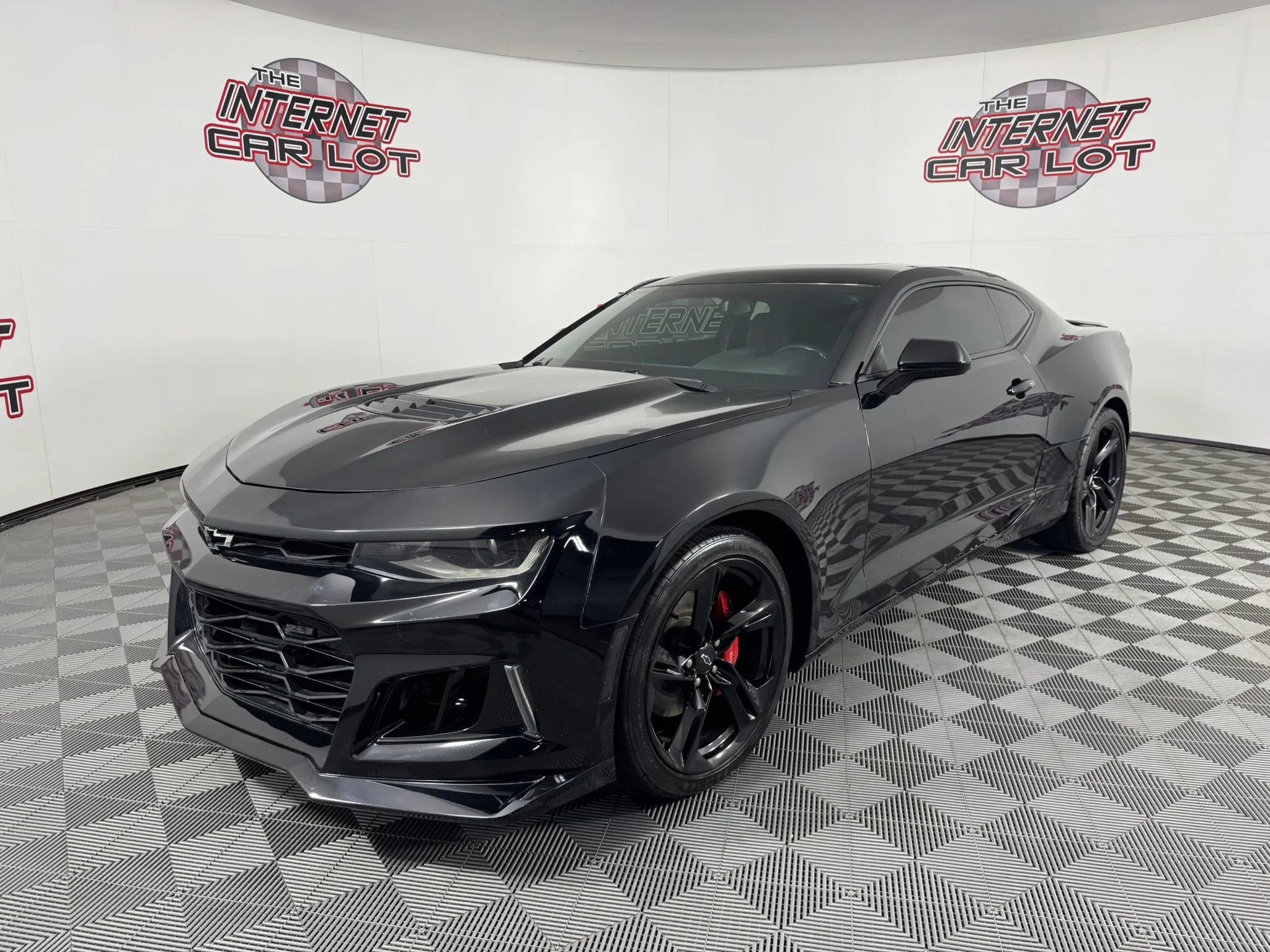 Used 2023 Chevrolet Camaro LT w/ RS Package RWD image 3
