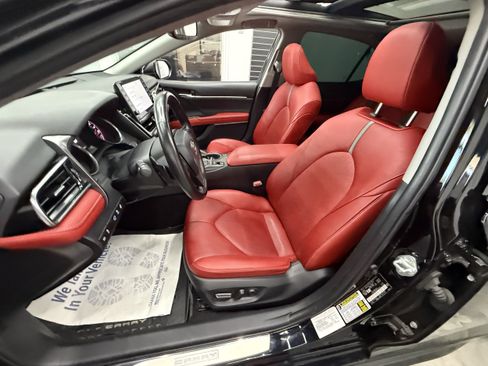 Used 2021 Toyota Camry XSE AWD/4WD image 11