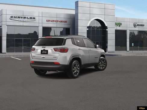 New 2026 Jeep Compass Latitude image 7