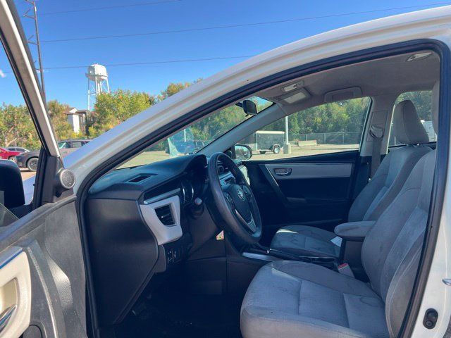 Used 2016 Toyota Corolla LE FWD image 26