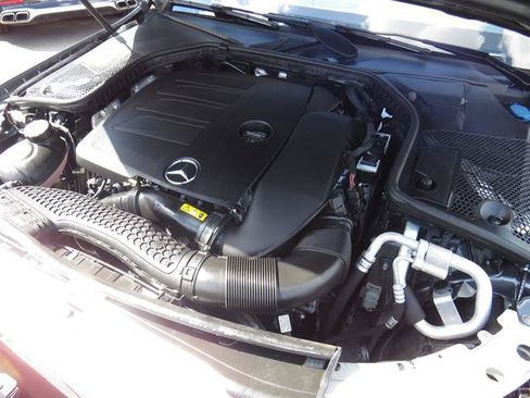 Used 2019 Mercedes-Benz C 300 4MATIC Sedan image 7
