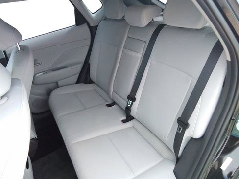 Certified 2025 Hyundai Kona SEL image 13