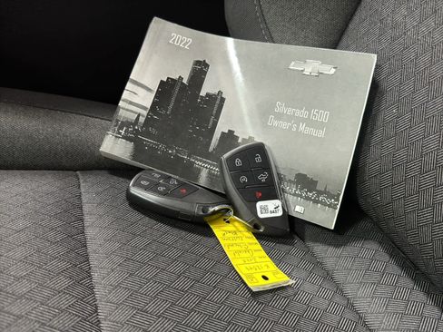 Used 2022 Chevrolet Silverado 1500 Custom image 27