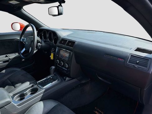 Used 2010 Dodge Challenger SRT8 w/ SRT Option Group II RWD image 13