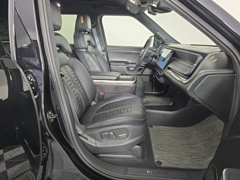 Used 2023 Rivian R1S Adventure image 24