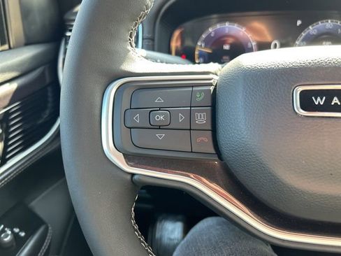 New 2024 Jeep Wagoneer 4WD w/ Convenience Group I image 17