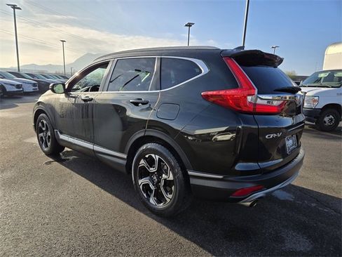 Used 2019 Honda CR-V Touring image 4