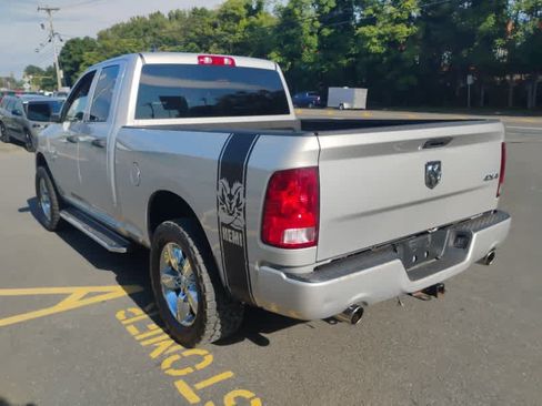 Used 2019 RAM 1500 Express w/ Express Value Package AWD/4WD image 4