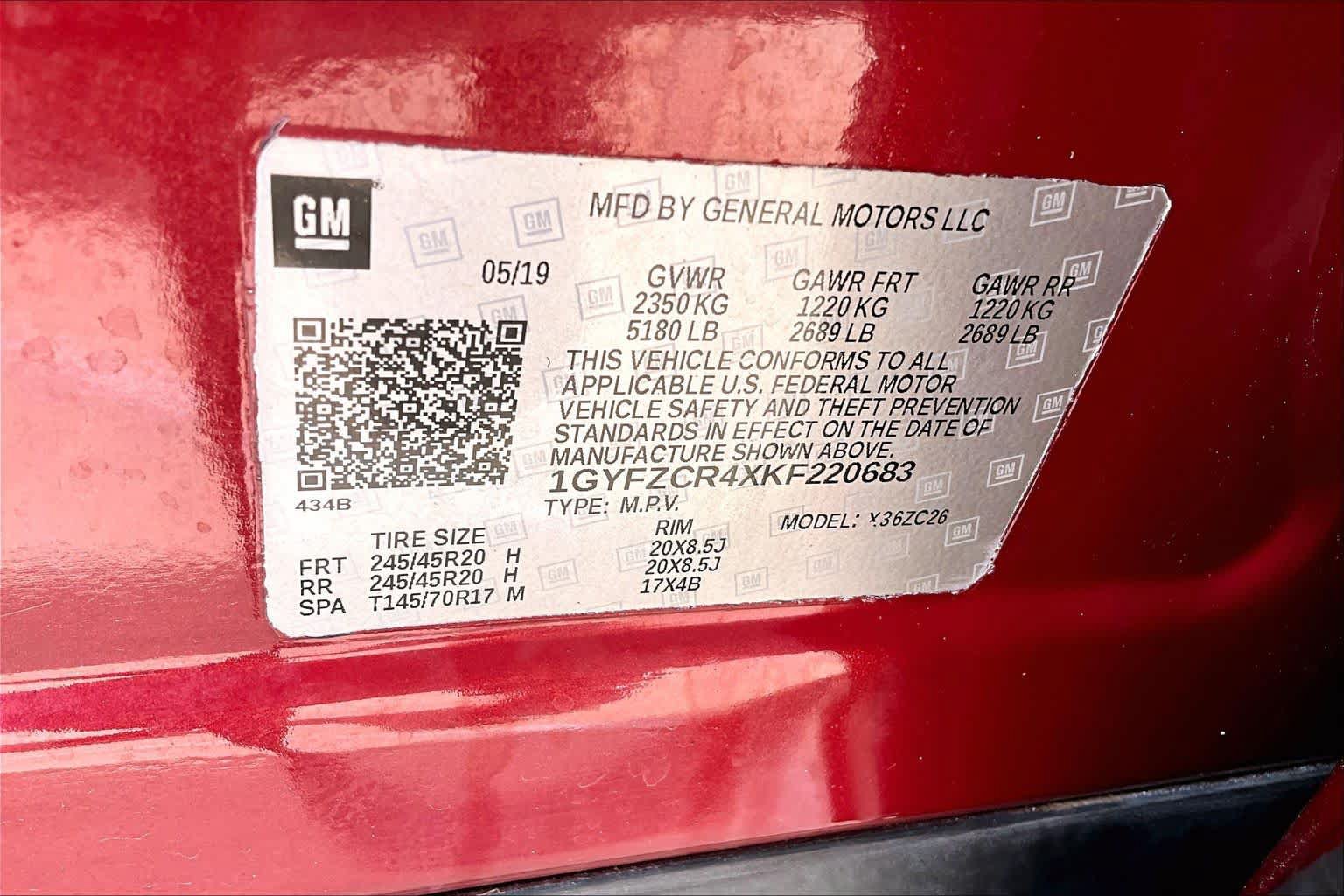 Used 2019 Cadillac XT4 Premium Luxury w/ Cold Weather Package FWD image 35