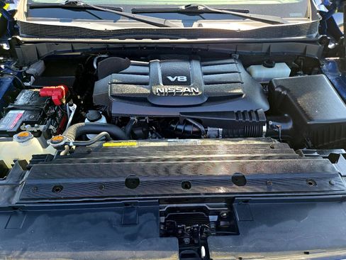 Used 2020 Nissan Titan Platinum Reserve image 12