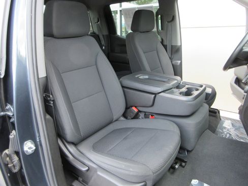 Used 2021 Chevrolet Silverado 1500 Custom Trail Boss image 26