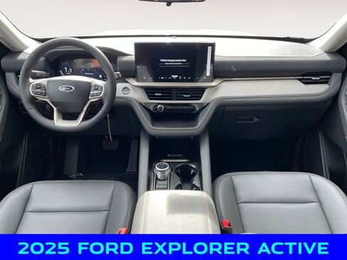 New 2025 Ford Explorer Active w/ Active Comfort Package image 10
