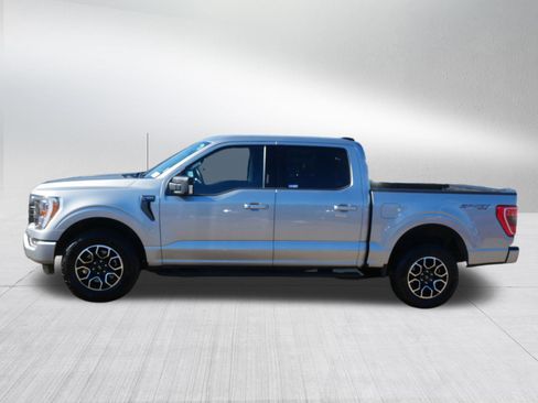 Certified 2022 Ford F150 XLT w/ Equipment Group 302A High image 4