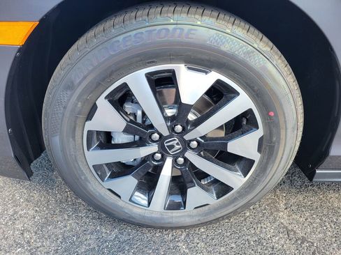 New 2026 Honda Odyssey EX-L image 11