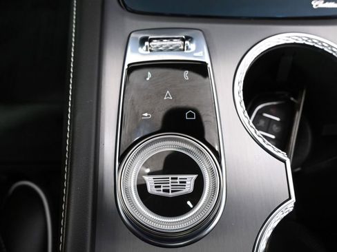 Certified 2026 Cadillac Vistiq Premium Luxury w/ LPO, Floor Liner Package AWD/4WD image 34