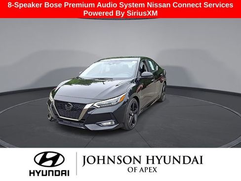 Used 2022 Nissan Sentra SR w/ SR Premium Package FWD image 3