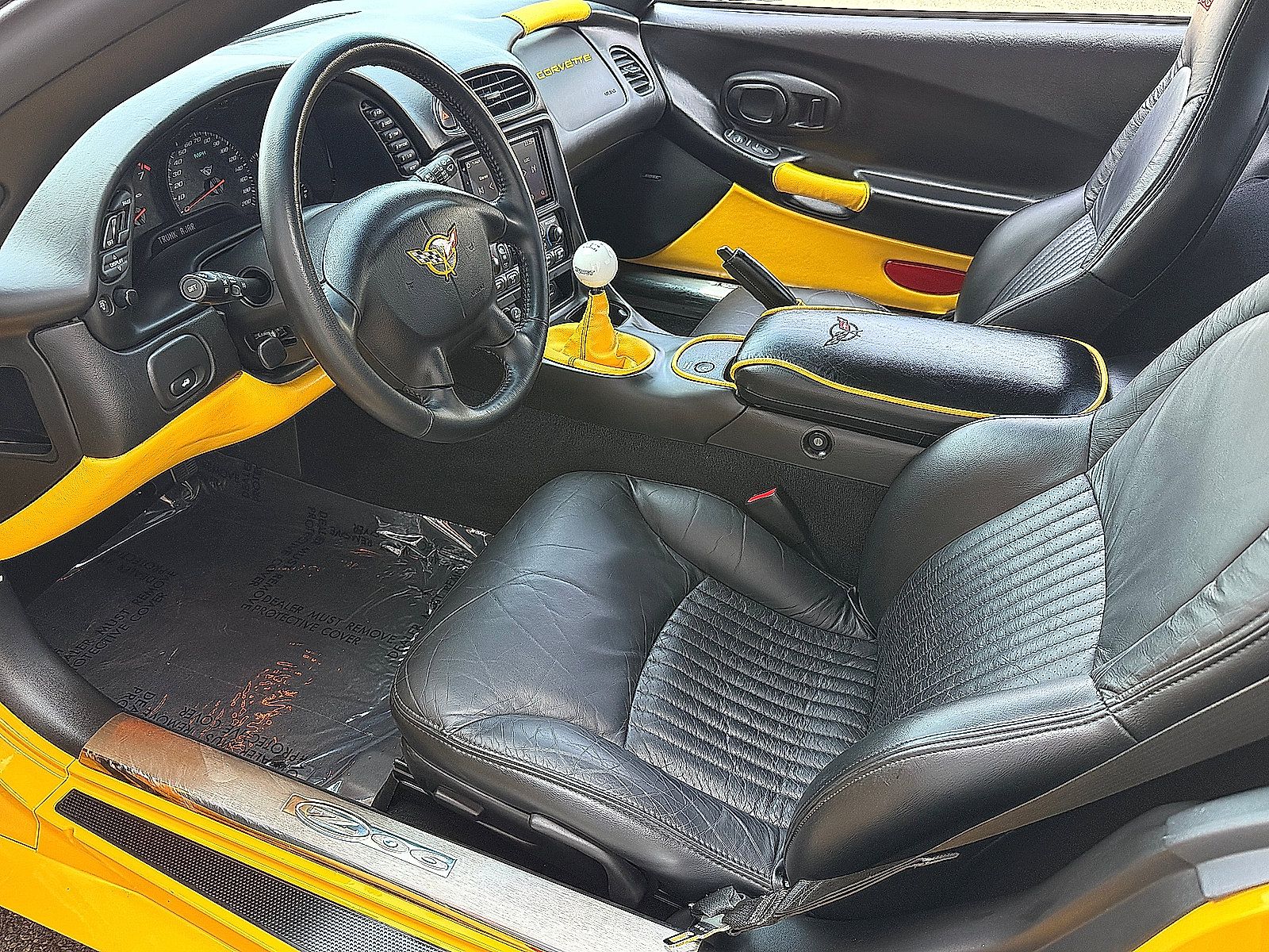 Used 2004 Chevrolet Corvette Z06 w/ Memory Package RWD image 36