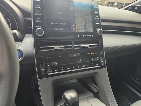 Used 2020 Toyota Avalon Limited w/ Advanced Safety Package image 12