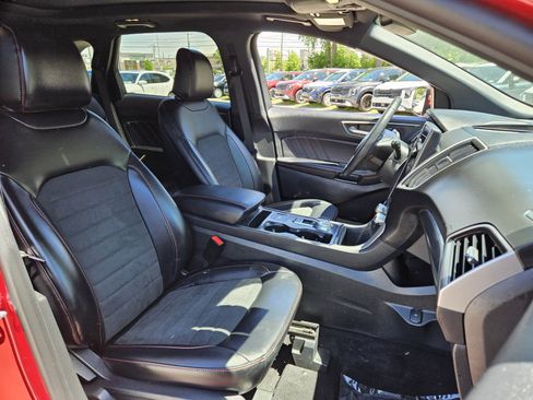 Used 2024 Ford Edge ST-Line AWD/4WD image 18