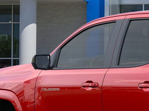 Used 2026 Chevrolet Colorado Z71 w/ Technology Package image 14