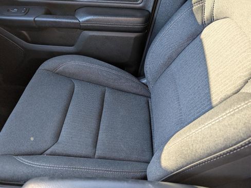 Used 2019 RAM 1500 Big Horn image 22