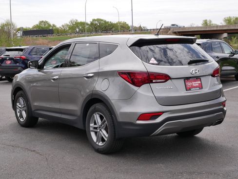 Used 2018 Hyundai Santa Fe Sport AWD/4WD image 5