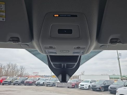 New 2026 Ford Transit 250 148 Medium Roof RWD image 24