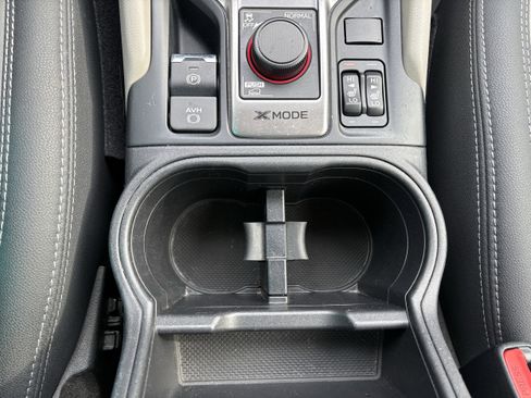 Used 2020 Subaru Forester Premium image 19