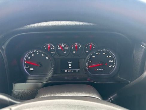 Used 2019 Chevrolet Silverado 1500 Custom Trail Boss w/ Custom Convenience Package AWD/4WD image 16