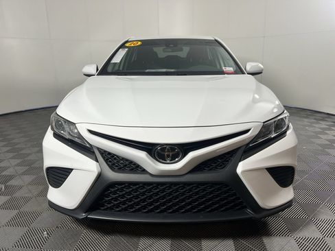 Used 2020 Toyota Camry SE FWD image 10