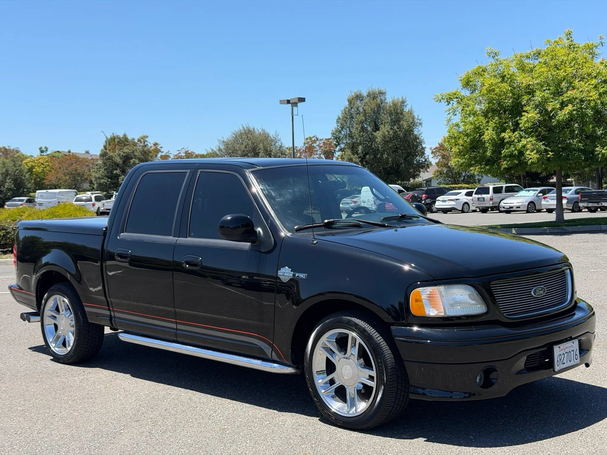 Used 2001 Ford F150 Lariat RWD image 7