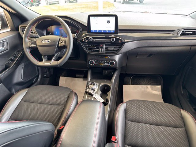 Used 2025 Ford Escape ST-Line Select AWD/4WD image 28