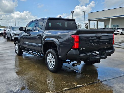 Used 2025 Toyota Tacoma SR AWD/4WD image 7