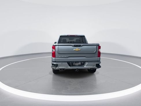 Used 2023 Chevrolet Silverado 1500 LT AWD/4WD image 7