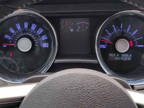 Used 2012 Ford Mustang Coupe RWD image 22