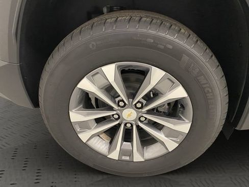 New 2026 Chevrolet Equinox LT w/ Safety and Technology Package AWD/4WD image 38