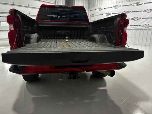 Used 2023 Chevrolet Silverado 3500 High Country AWD/4WD image 6