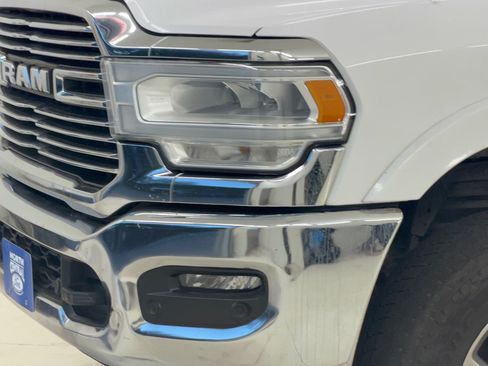 Used 2022 RAM 2500 Laramie AWD/4WD image 9