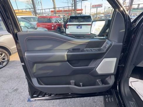 Used 2025 Ford F150 Raptor image 9
