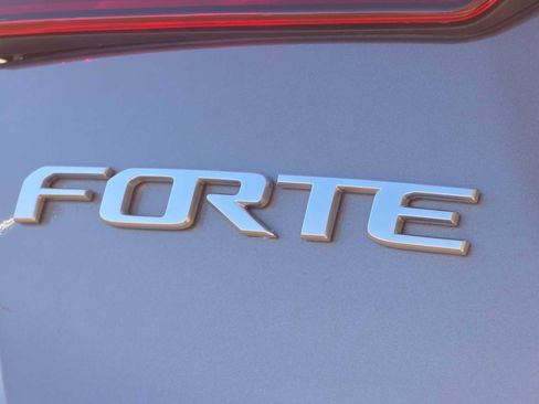 Used 2024 Kia Forte LXS image 11