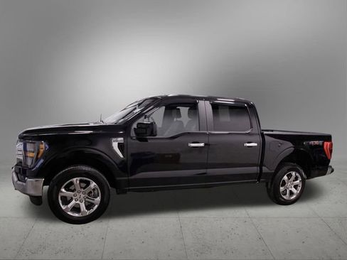 Used 2023 Ford F150 XLT image 2