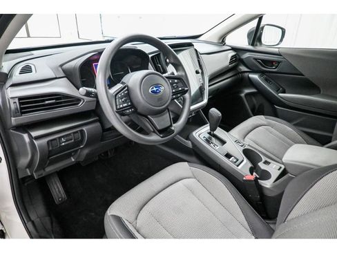Used 2024 Subaru Crosstrek 2.0i Premium AWD/4WD image 9
