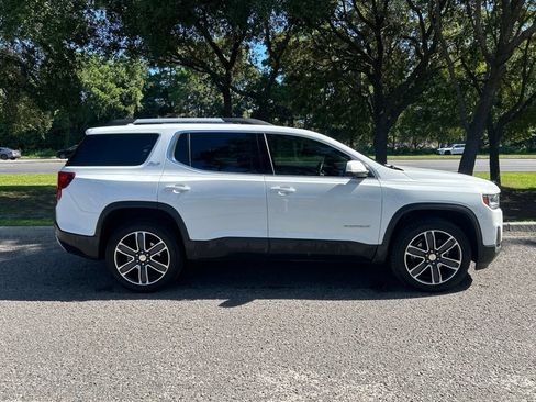 Used 2023 GMC Acadia SLT w/ Technology Package FWD image 5