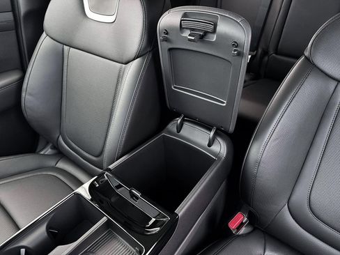 New 2026 Hyundai Tucson Limited AWD/4WD image 18