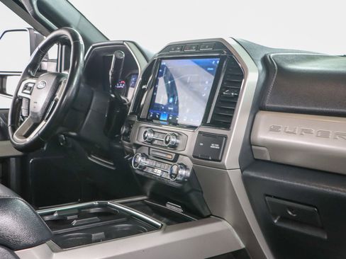 Used 2022 Ford F250 Lariat w/ Lariat Ultimate Package image 27