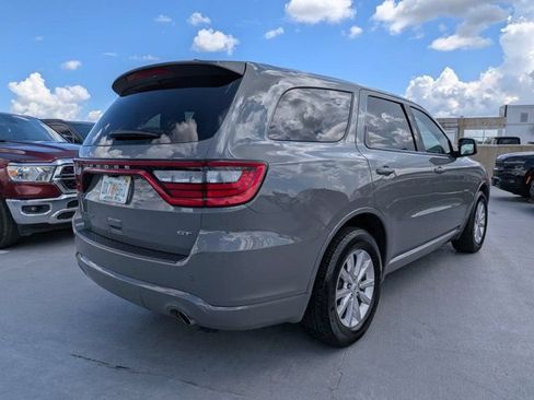 Used 2025 Dodge Durango GT RWD image 4