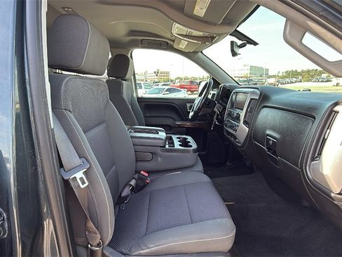 Used 2017 GMC Sierra 1500 SLE w/ SLE Value Package image 33